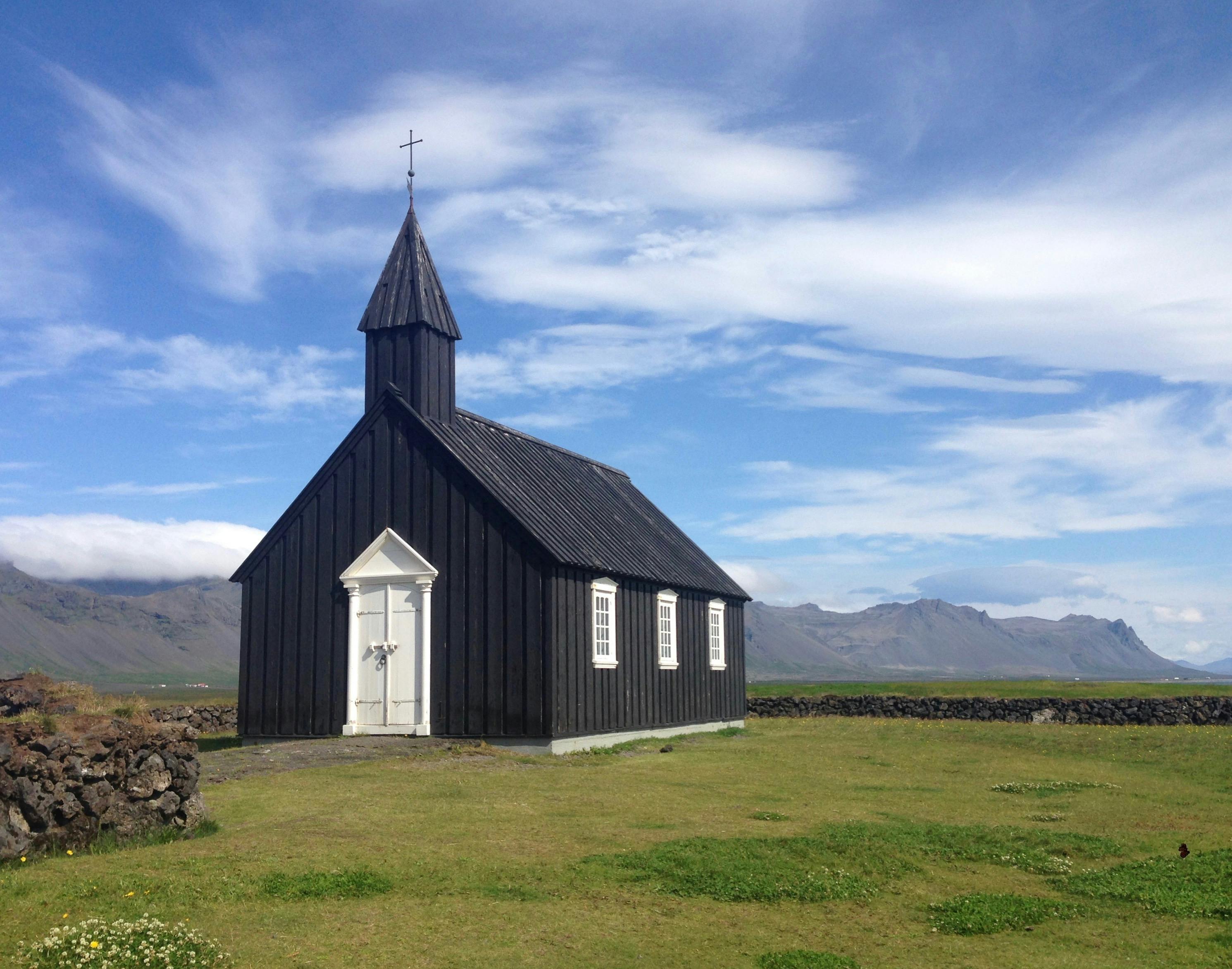 The Rugged Beauty of the Snæfellsnes Peninsula