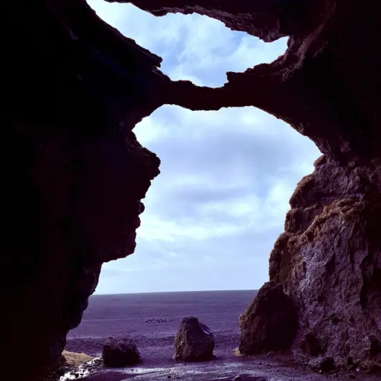 Hjörleifshöfði cave in Iceland